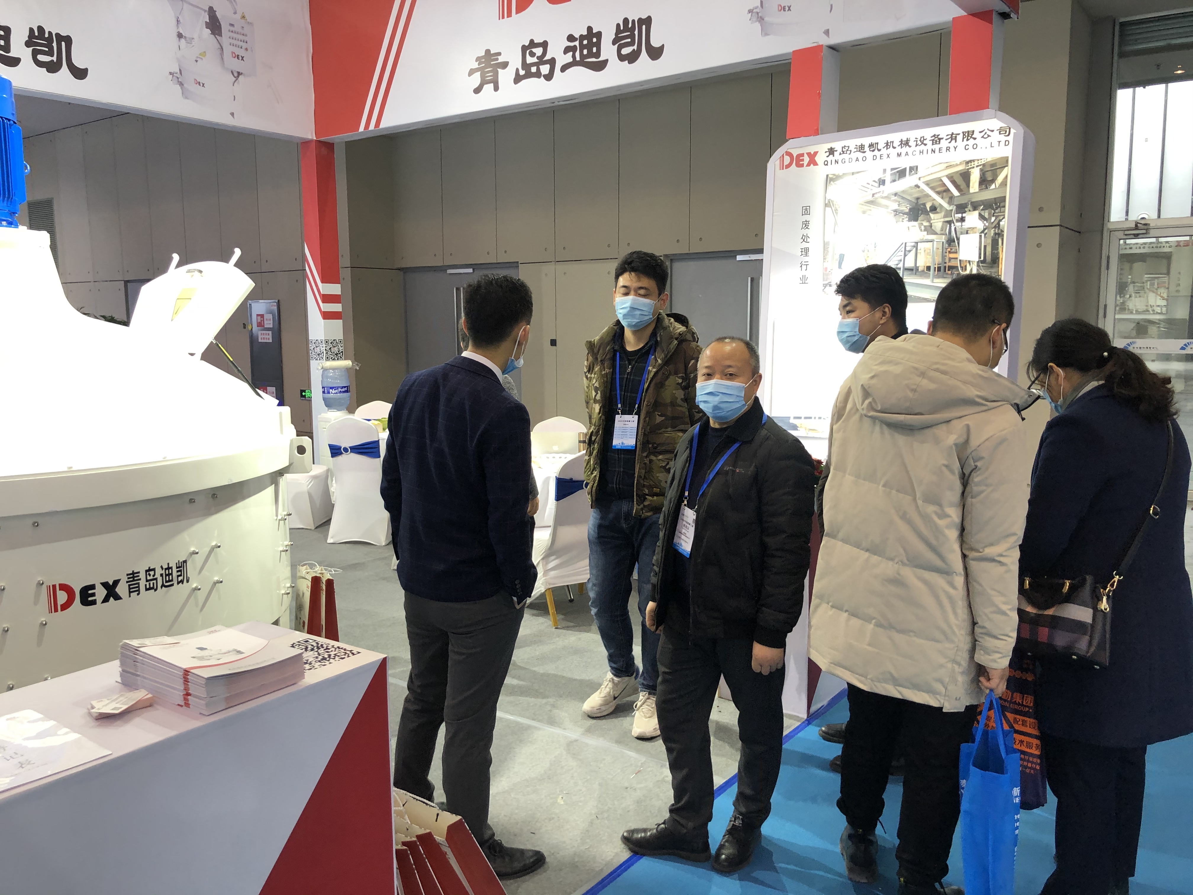 立軸行星式攪拌機(jī)